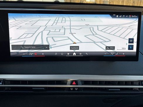 Used 2026 BMW iX xDrive60 image 18