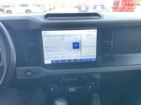 Used 2023 Ford Bronco Badlands AWD/4WD image 12