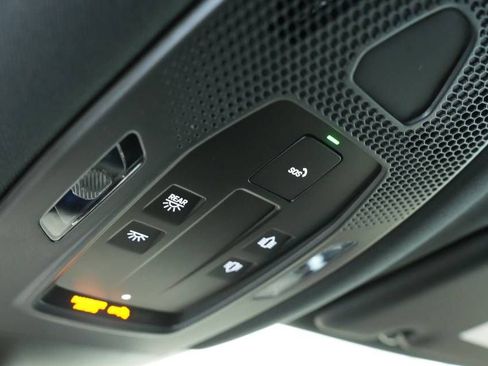 New 2026 Porsche Cayenne Coupe AWD/4WD image 37