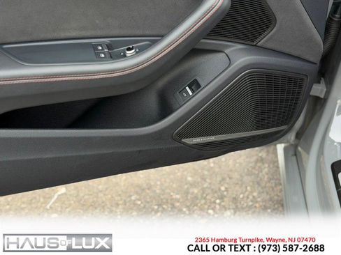 Used 2022 Audi S5 Premium Plus w/ Premium Plus image 16