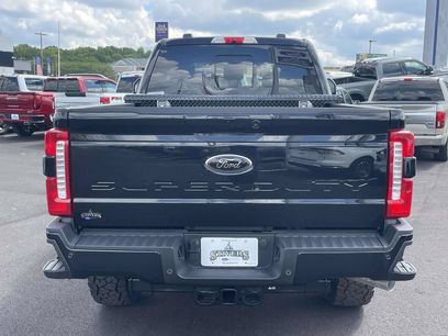 New 2026 Ford F250 Lariat w/ Black Appearance Package