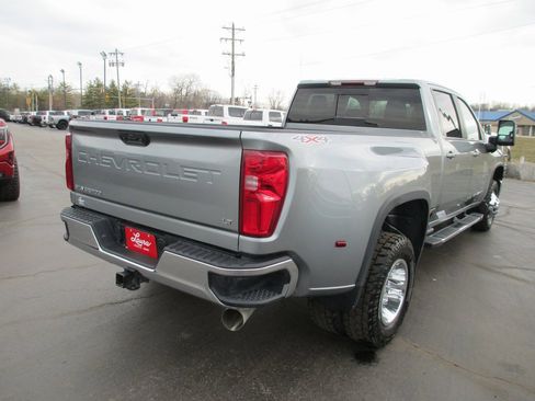 Used 2024 Chevrolet Silverado 3500 LT w/ Convenience Package image 5
