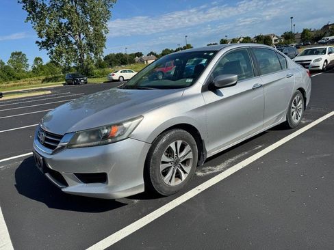 Used 2013 Honda Accord LX image 3