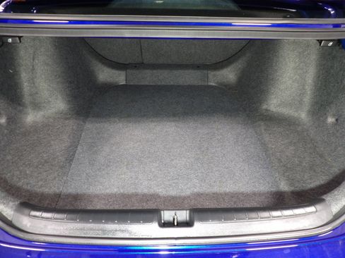 Used 2018 Honda Accord Sport image 9