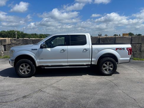 Used 2015 Ford F150 Lariat AWD/4WD image 4