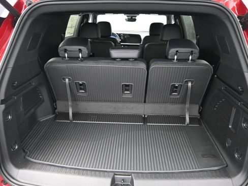 New 2026 Chevrolet Traverse LT FWD image 28