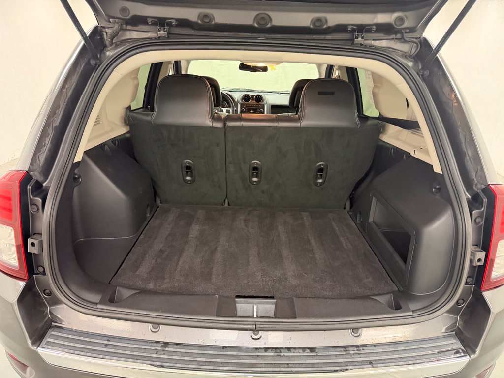 Used 2016 Jeep Compass High Altitude FWD image 5