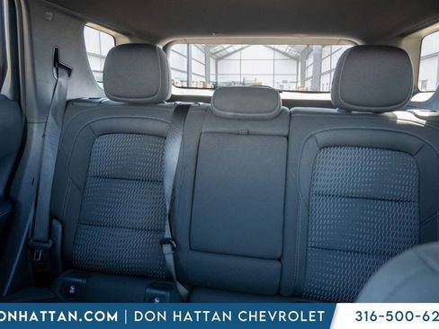 Used 2025 Chevrolet Equinox LT image 18