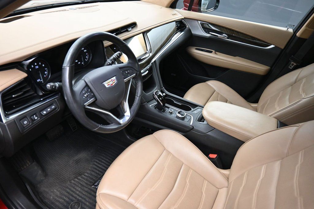 Used 2021 Cadillac XT6 Premium Luxury w/ Platinum Package AWD/4WD image 21