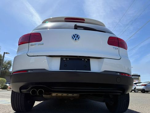 Used 2017 Volkswagen Tiguan S FWD image 44