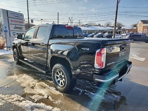 Used 2017 GMC Canyon SLT w/ Driver Alert Package image 10