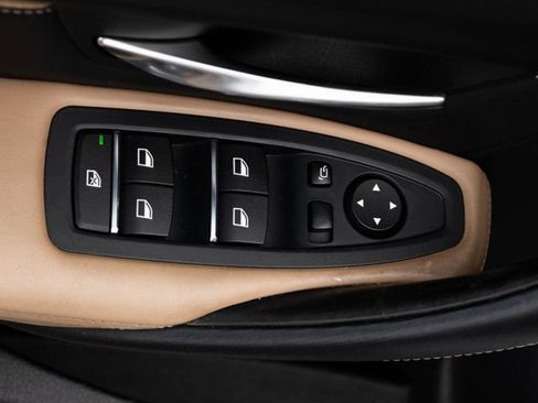 Used 2016 BMW M3 RWD image 30