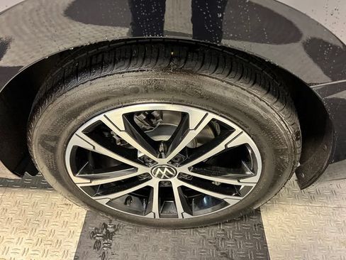 Certified 2024 Volkswagen Jetta Sport FWD image 15