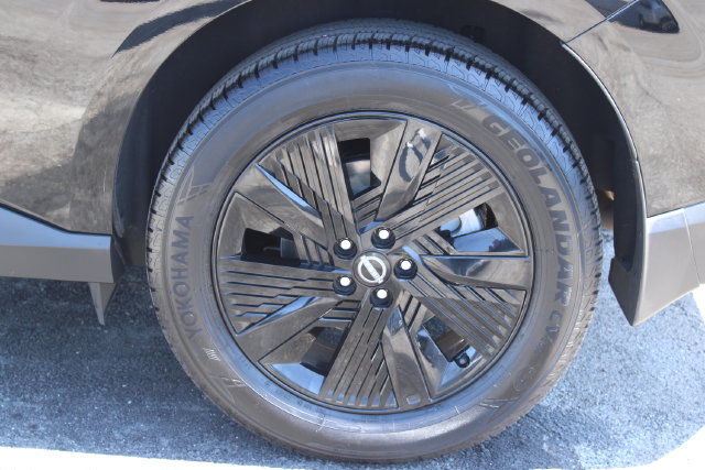 Used 2025 Nissan Murano SV FWD image 7