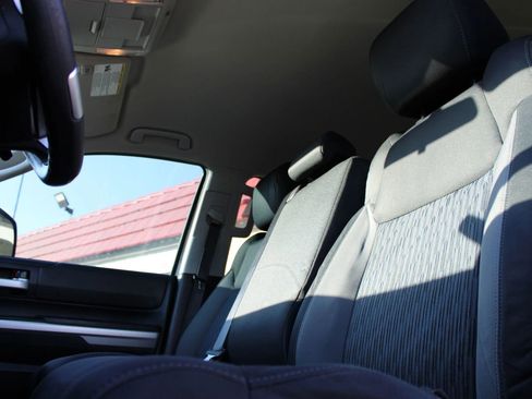 Used 2016 Toyota Tundra SR5 image 25