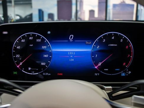 Used 2026 Mercedes-Benz S 500 4MATIC image 19