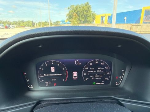 Certified 2025 Honda Accord SE image 11