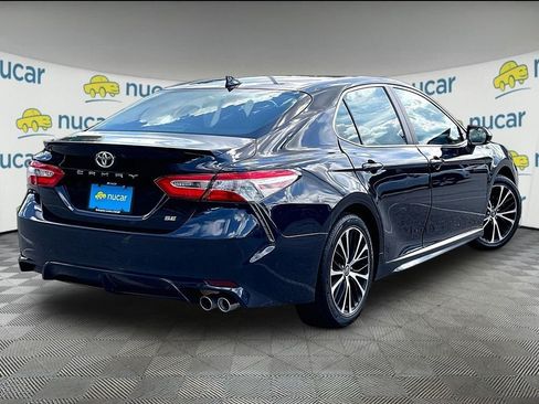 Used 2020 Toyota Camry SE FWD image 6