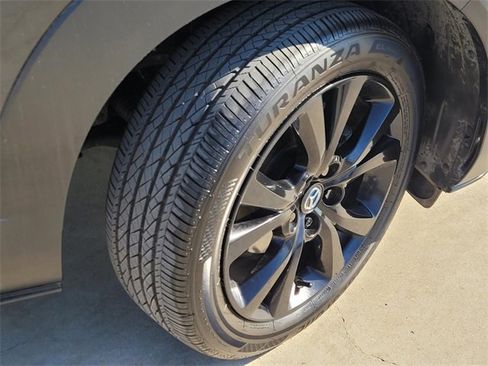 Certified 2025 MAZDA CX-30 AWD 2.5 S w/ Select Sport Pkg image 5