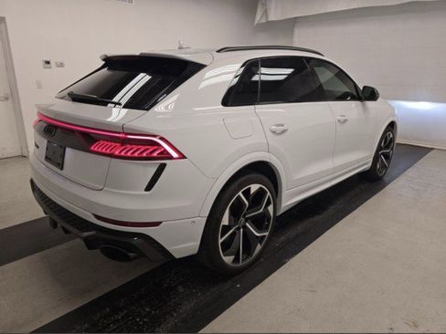 Used 2021 Audi RS Q8 image 2