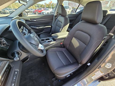 New 2025 Nissan Altima 2.5 SV w/ SV Special Edition Package image 12