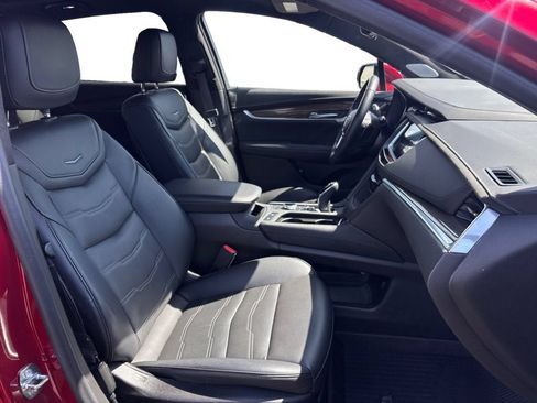 Certified 2023 Cadillac XT5 Premium Luxury w/ Platinum Package AWD/4WD image 17