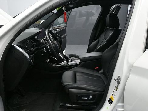 Used 2019 BMW X3 xDrive30i w/ Driving Assistance Package image 9