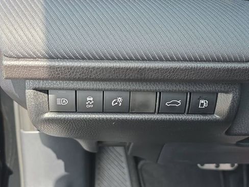 Used 2026 Toyota Camry SE FWD image 26