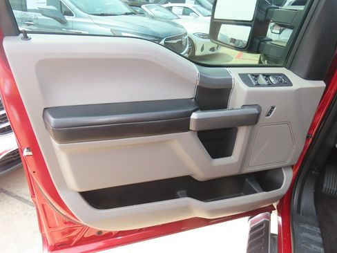 Used 2016 Ford F150 XLT w/ Equipment Group 302A Luxury RWD image 25