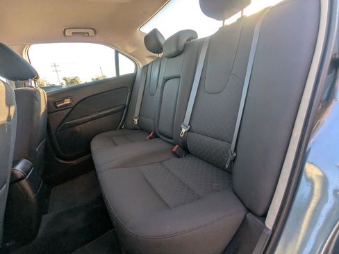 Used 2011 Ford Fusion SE w/ 201A Rapid Spec Order Code image 11