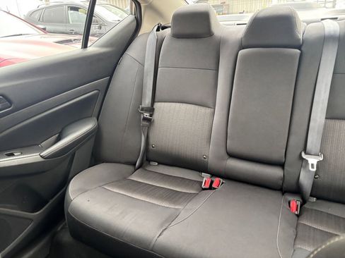 Used 2025 Nissan Altima 2.5 SV image 39