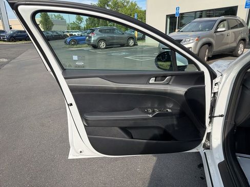New 2026 Kia K5 LXS FWD image 26