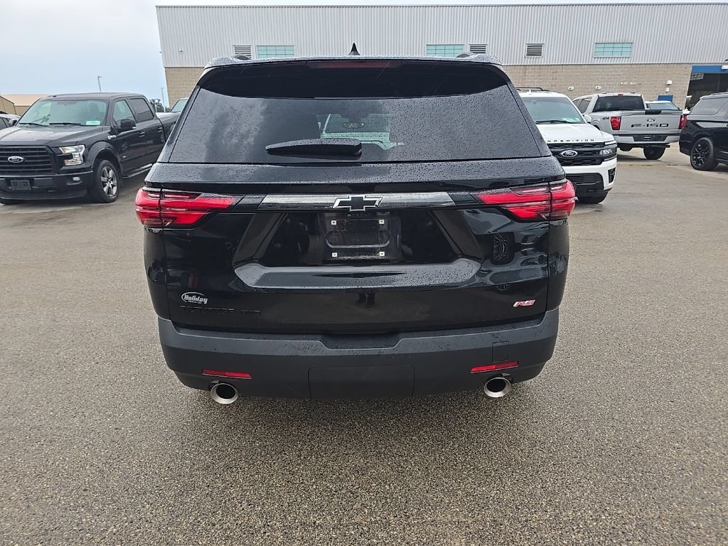 Used 2023 Chevrolet Traverse RS w/ LPO, Floor Liner Package AWD/4WD image 5