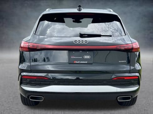 Used 2025 Audi Q5 Premium Plus AWD/4WD image 4