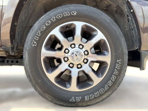 Used 2024 RAM 2500 Limited w/ Towing Technology Group image 11