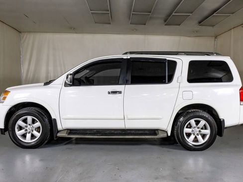 Used 2012 Nissan Armada SV RWD image 11