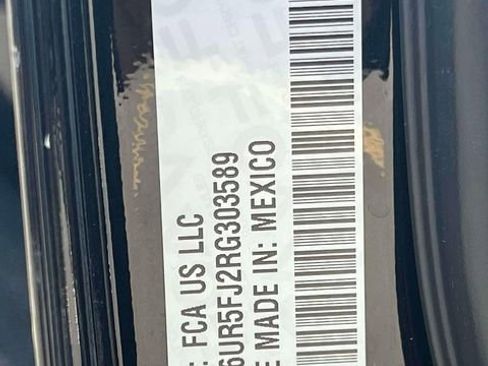 Used 2024 RAM 2500 Laramie AWD/4WD image 25