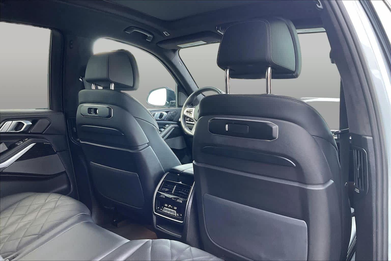 Used 2025 BMW X7 xDrive40i w/ M Sport Package AWD/4WD image 20
