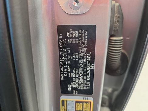 Used 2025 Kia Soul LX image 36