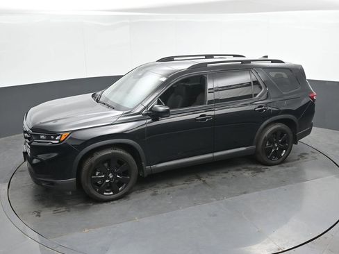 Used 2023 Honda Pilot Elite image 38