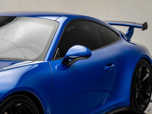 Used 2018 Porsche 911 GT3 RWD image 33