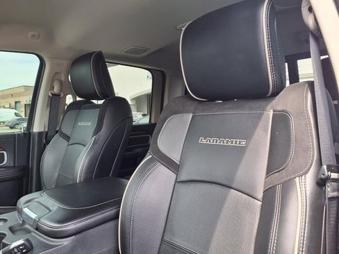 Used 2024 RAM 2500 Laramie AWD/4WD image 18