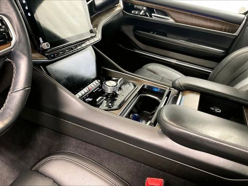 Used 2022 Jeep Grand Wagoneer Series I image 21