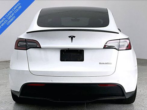 Used 2022 Tesla Model Y Performance AWD/4WD image 5
