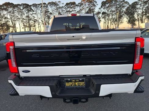 New 2026 Ford F250 Platinum w/ FX4 Off-Road Package image 5