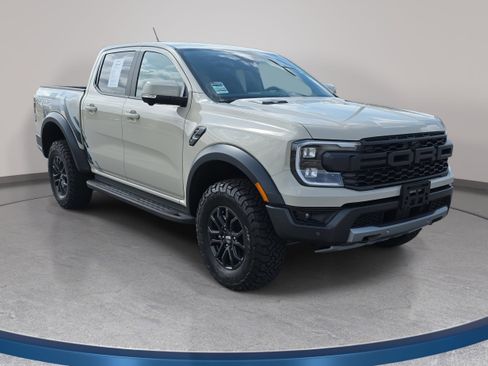 Used 2025 Ford Ranger Raptor image 3