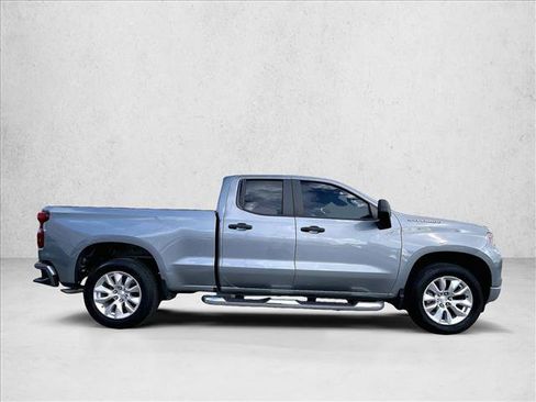Used 2023 Chevrolet Silverado 1500 Custom RWD image 5