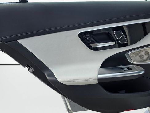 New 2026 Mercedes-Benz C 300 4MATIC Sedan image 19