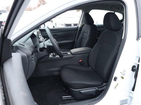 New 2025 Nissan Sentra S image 8