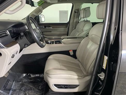 Used 2023 Jeep Grand Wagoneer Series II AWD/4WD image 23